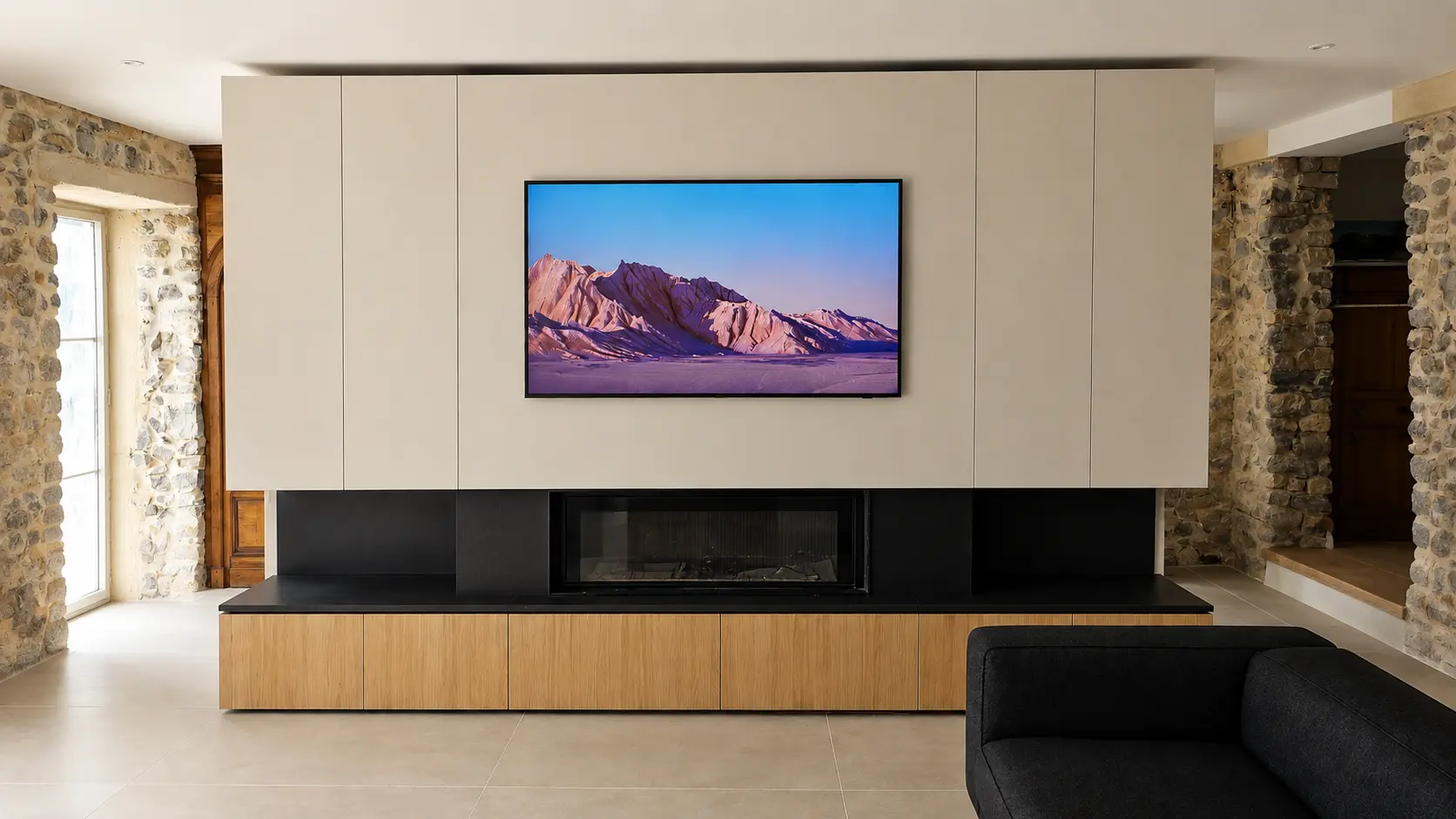 Meuble cheminée sur mesure avec téléviseur intégré